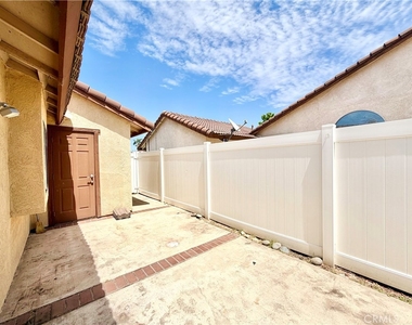 29677 Woodlands Avenue - Photo Thumbnail 22