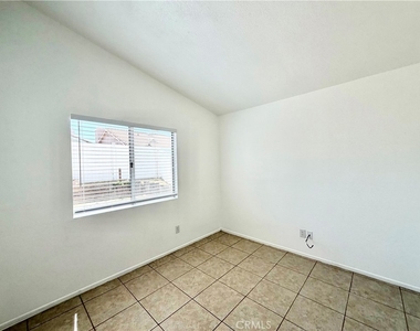 29677 Woodlands Avenue - Photo Thumbnail 20