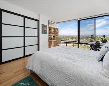 4265 Marina City Drive - Photo Thumbnail 19