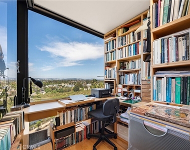 4265 Marina City Drive - Photo Thumbnail 7