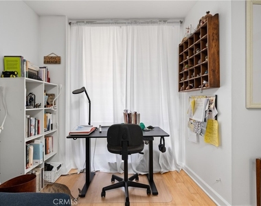 4265 Marina City Drive - Photo Thumbnail 14