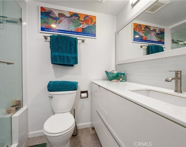 4265 Marina City Drive - Photo Thumbnail 22