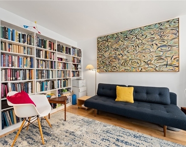 4265 Marina City Drive - Photo Thumbnail 15