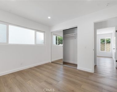 4316 Topanga Canyon - Photo Thumbnail 20