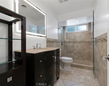 4316 Topanga Canyon - Photo Thumbnail 19