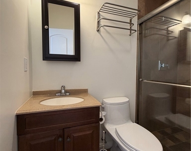 11267 Otsego Street - Photo Thumbnail 5
