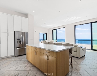 1724 Bluff Place - Photo Thumbnail 8