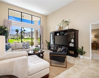 54137 Oak Hill - Photo Thumbnail 16