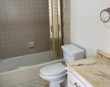 1331 S Patton Avenue - Photo Thumbnail 10