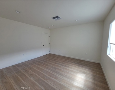 1567 W 228th Street - Photo Thumbnail 8