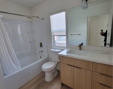1567 W 228th Street - Photo Thumbnail 19