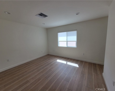 1567 W 228th Street - Photo Thumbnail 9