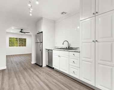 7845 Hillrose Street - Photo Thumbnail 7