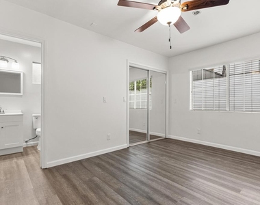 7845 Hillrose Street - Photo Thumbnail 10