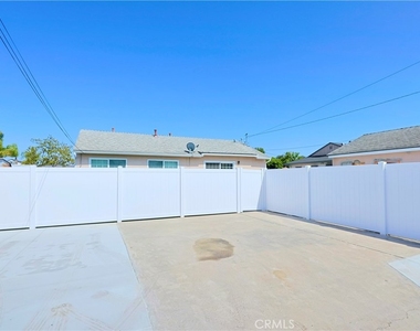 1113 S Pine - Photo Thumbnail 8