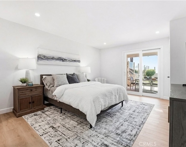 83 Palm Beach Court - Photo Thumbnail 24