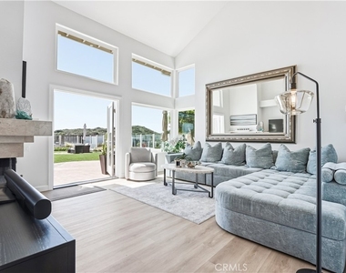 83 Palm Beach Court - Photo Thumbnail 16