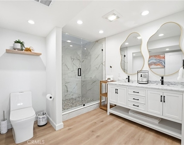 83 Palm Beach Court - Photo Thumbnail 25