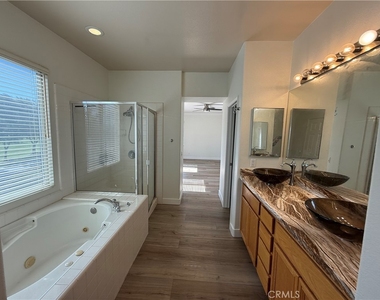 3299 Rexford - Photo Thumbnail 21