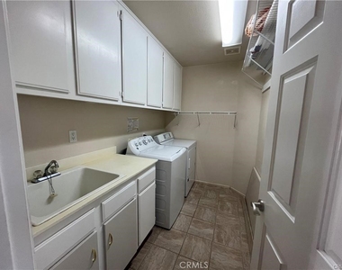 3299 Rexford - Photo Thumbnail 14