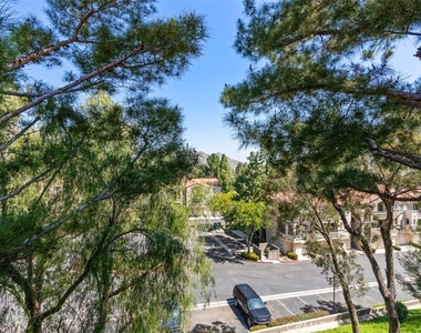 1035 La Terraza Circle - Photo Thumbnail 22