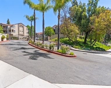 1035 La Terraza Circle - Photo Thumbnail 27