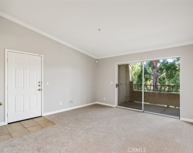 1035 La Terraza Circle - Photo Thumbnail 8