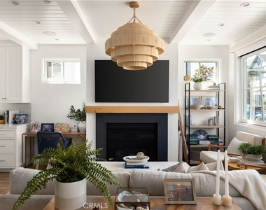 400 40th Street - Photo Thumbnail 3