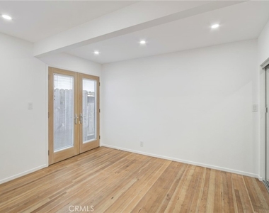 404 Prospect Street - Photo Thumbnail 18