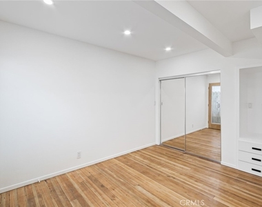 404 Prospect Street - Photo Thumbnail 19