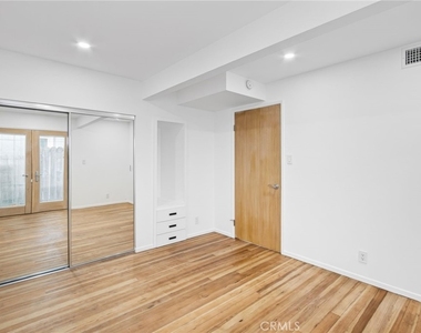 404 Prospect Street - Photo Thumbnail 17
