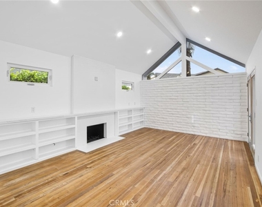404 Prospect Street - Photo Thumbnail 8