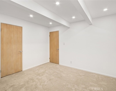 404 Prospect Street - Photo Thumbnail 21