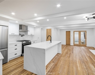 404 Prospect Street - Photo Thumbnail 1