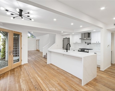 404 Prospect Street - Photo Thumbnail 2