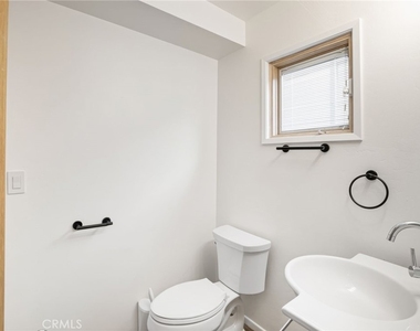 404 Prospect Street - Photo Thumbnail 14