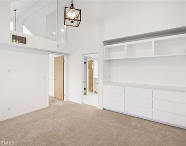 404 Prospect Street - Photo Thumbnail 32
