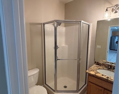 1305 Mother Lode Way - Photo Thumbnail 8