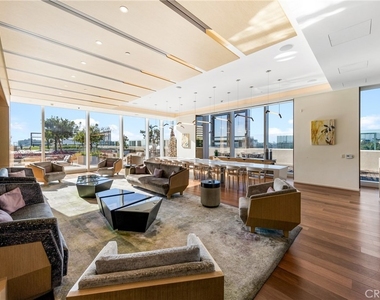 889 Francisco Street - Photo Thumbnail 11