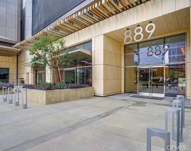 889 Francisco Street - Photo Thumbnail 29