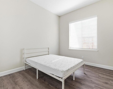1067 Somersby Way - Photo Thumbnail 34