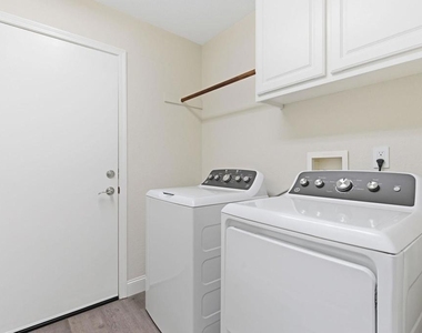 1067 Somersby Way - Photo Thumbnail 35