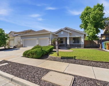 1067 Somersby Way - Photo Thumbnail 3