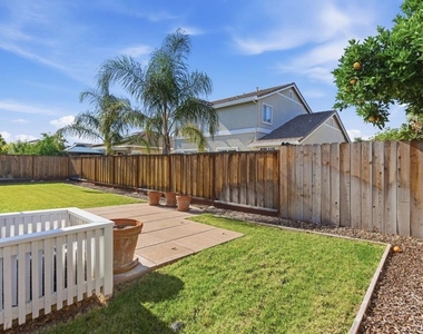 1067 Somersby Way - Photo Thumbnail 38