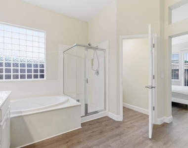 1067 Somersby Way - Photo Thumbnail 26