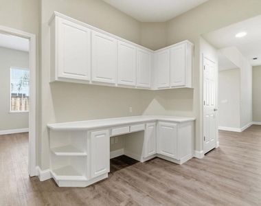 1067 Somersby Way - Photo Thumbnail 20