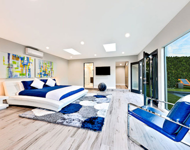 1741 Stearns Drive - Photo Thumbnail 24