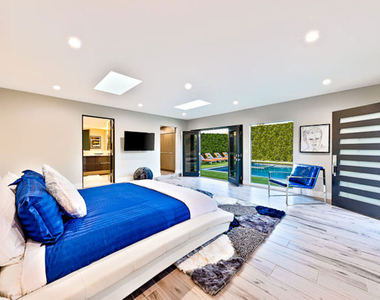 1741 Stearns Drive - Photo Thumbnail 25