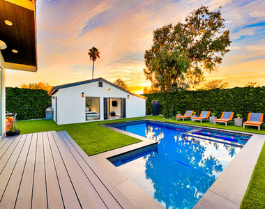 1741 Stearns Drive - Photo Thumbnail 30