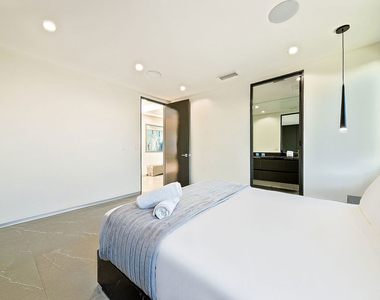 1855 Stearns Drive - Photo Thumbnail 24